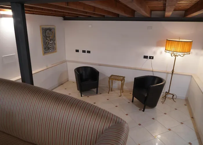 Ca De La Cenise Apartment